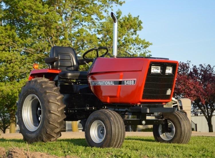 International Harvester 5488